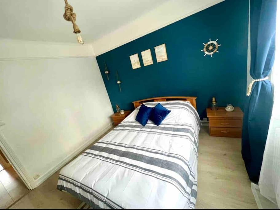 Apartament Le Cosy Calais Zewnętrze zdjęcie